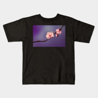 FLOWERS, NATURE’S Fashion Models Kids T-Shirt